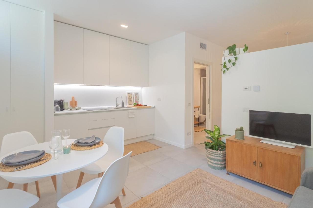 Ginepro & Salvia Apartments In Como By Rent All Como Exterior foto
