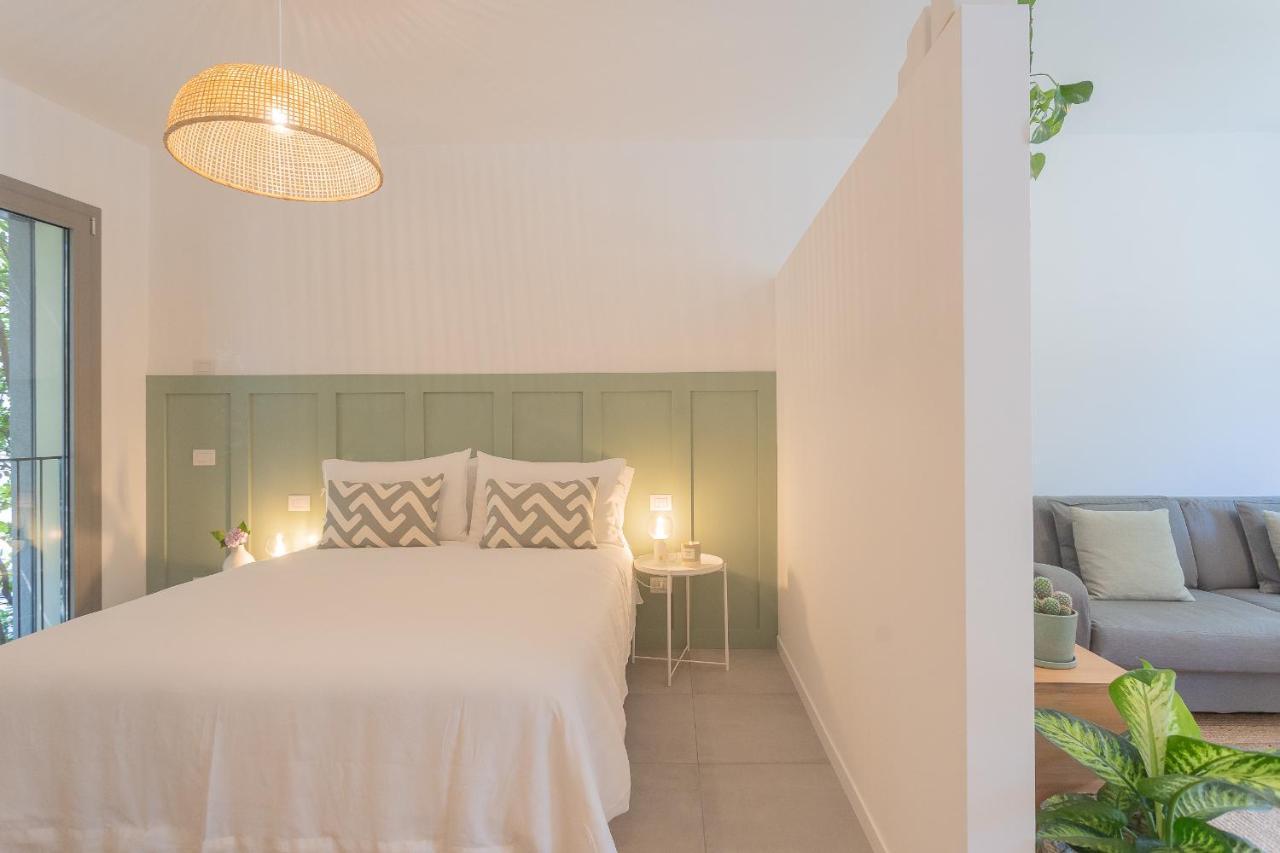 Ginepro & Salvia Apartments In Como By Rent All Como Exterior foto